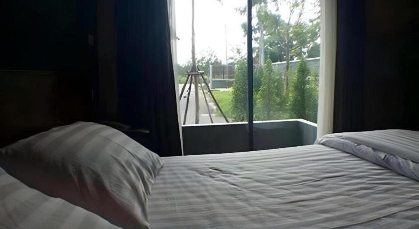 The Infinite Resort Nakhon Sawan Exterior photo
