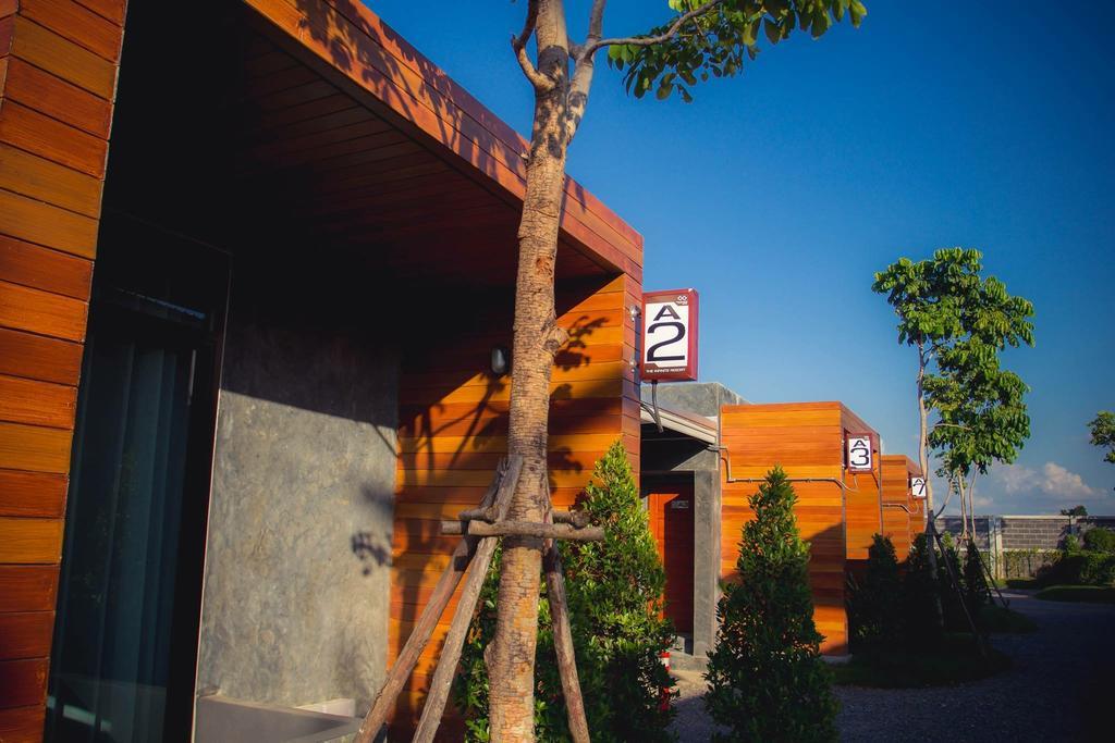 The Infinite Resort Nakhon Sawan Exterior photo