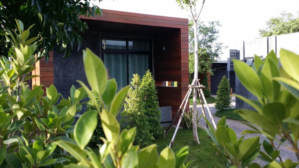 The Infinite Resort Nakhon Sawan Exterior photo