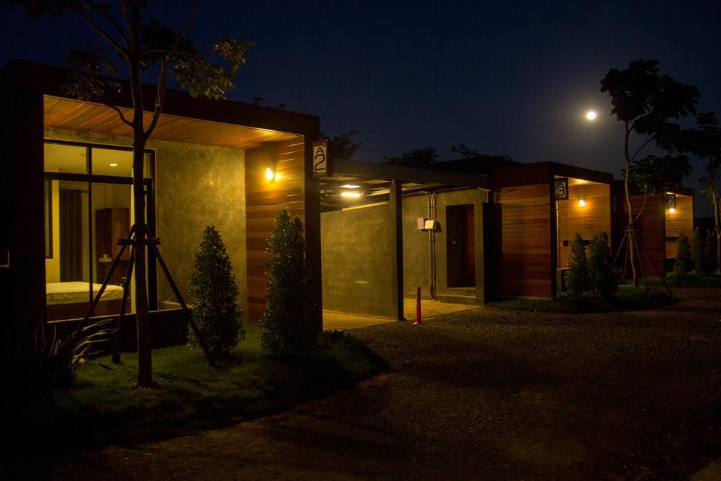 The Infinite Resort Nakhon Sawan Exterior photo